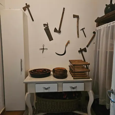 Nyaraló La Nava, Casa De Pueblo Con Patio Y Calefaccion Con Chimenea