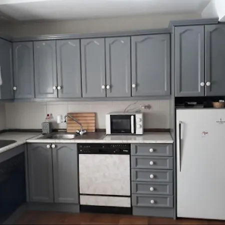 La Nava, Casa De Pueblo Con Patio Y Calefaccion Con Chimenea Holiday home Nava de la Asuncion