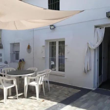 La Nava, Casa De Pueblo Con Patio Y Calefaccion Con Chimenea *