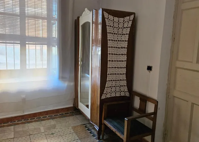 La Nava, Casa De Pueblo Con Patio Y Calefaccion Con Chimenea 펜션 *