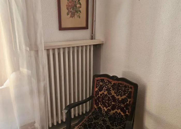 La Nava, Casa De Pueblo Con Patio Y Calefaccion Con Chimenea * Nava de la Asuncion