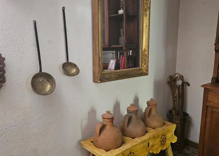 La Nava, Casa De Pueblo Con Patio Y Calefaccion Con Chimenea