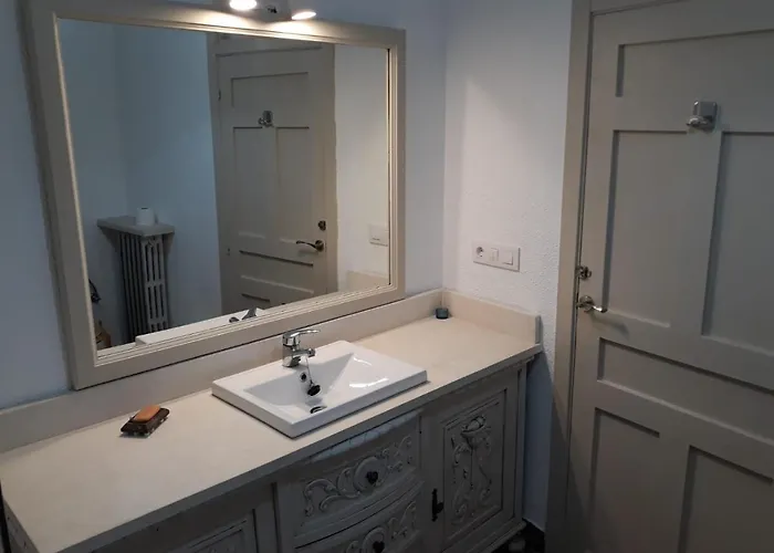 La Nava, Casa De Pueblo Con Patio Y Calefaccion Con Chimenea 펜션 *