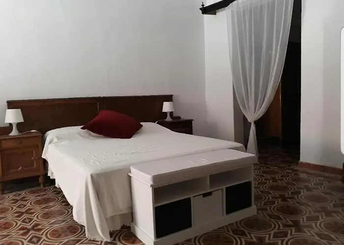 La Nava, Casa De Pueblo Con Patio Y Calefaccion Con Chimenea 펜션 Nava de la Asuncion